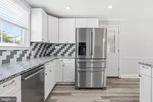 525 Broadview Rd, Upper Darby, PA 19082 - Photo 12