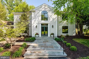 471 Bishop Hollow Rd, Newtown Square, PA 19073 - Photo 2