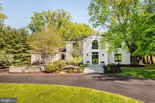 471 Bishop Hollow Rd, Newtown Square, PA 19073 - Photo 1