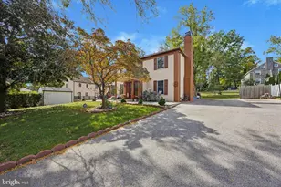 506 Flora Cir, Springfield, PA 19064 - Photo 2