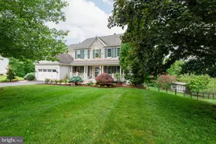 10 Edwin Miller Dr, Glen Mills, PA 19342 - Photo 2