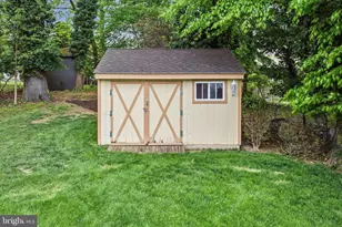 304 Carolee Cir, Springfield, PA 19064 - Photo 6