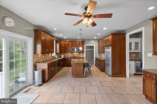 553 Royal Ave, Havertown, PA 19083 - Photo 20