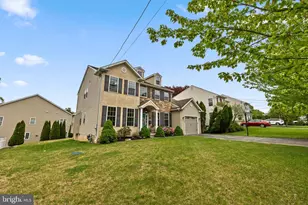 553 Royal Ave, Havertown, PA 19083 - Photo 4