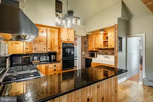 34 1/2 Mary Jane Ln, Newtown Square, PA 19073 - Photo 12