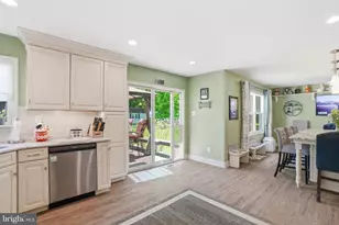 4317 Trophy, Upper Chichester, PA 19061 - Photo 18