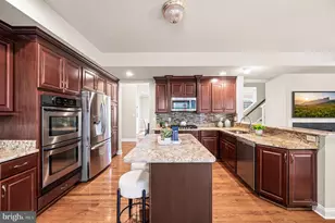 3158 Woods Edge Dr, Garnet Valley, PA 19060 - Photo 12