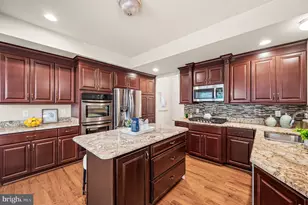 3158 Woods Edge Dr, Garnet Valley, PA 19060 - Photo 16