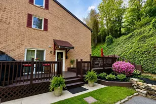 97 Park Vallei, Brookhaven, PA 19015 - Photo 2