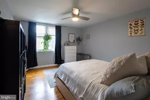 2227 S Harwood Ave, Upper Darby, PA 19082 - Photo 10