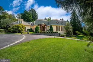160 Abrahams Ln, Villanova, PA 19085 - Photo 2
