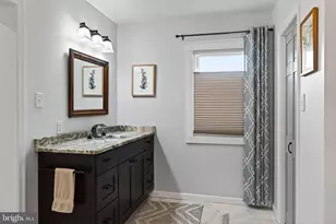 2207 Naamans Creek Rd, Boothwyn, PA 19061 - Photo 54