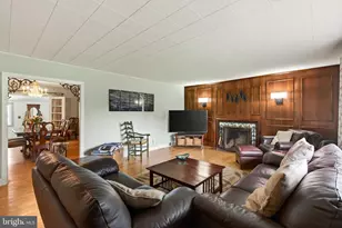 2207 Naamans Creek Rd, Boothwyn, PA 19061 - Photo 24