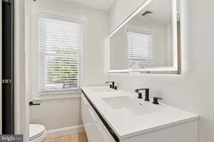 7407 Rogers Ave, Upper Darby, PA 19082 - Photo 32