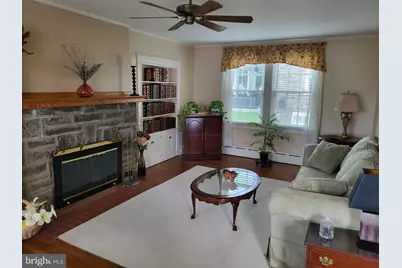 470 Gainsboro Road, Drexel Hill, PA 19026 - Photo 2