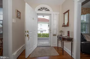 470 Gainsboro Rd, Drexel Hill, PA 19026 - Photo 6