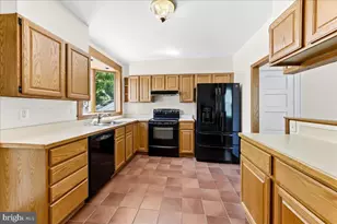 3202 Marshall Rd, Drexel Hill, PA 19026 - Photo 10