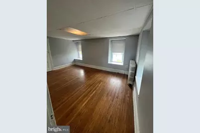 1013 Lafayette Avenue #3RD FLOOR, Prospect Park, PA 19076 - Photo 4