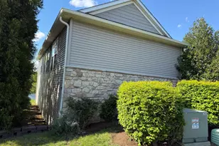 52 N Houndmaster Hollow, Glen Mills, PA 19342 - Photo 8