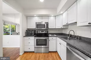 700 Ardmore Ave, Ardmore, PA 19003 - Photo 8