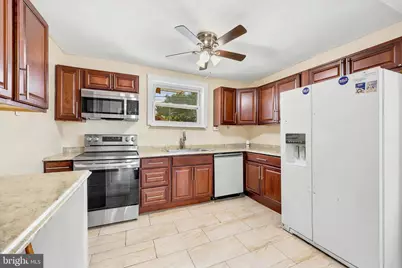 142 E Essex Avenue, Lansdowne, PA 19050 - Photo 10