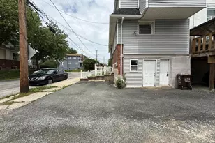 142 E Essex Ave, Lansdowne, PA 19050 - Photo 38