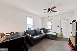 3 Norwood Dr, Marcus Hook, PA 19061 - Photo 4