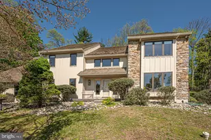 635 N Heilbron Dr, Media, PA 19063 - Photo 2