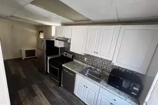2015 Hyatt St, Chester, PA 19013 - Photo 4