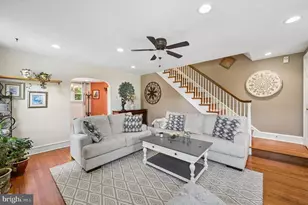 635 Lukens Ave, Upper Darby, PA 19082 - Photo 6