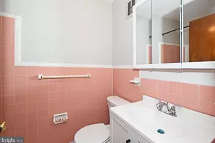 356 Beverly Blvd, Upper Darby, PA 19082 - Photo 12