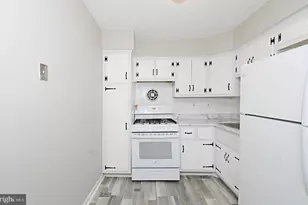 356 Beverly Blvd, Upper Darby, PA 19082 - Photo 8