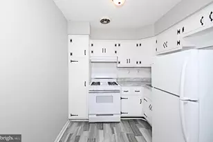 356 Beverly Blvd, Upper Darby, PA 19082 - Photo 24