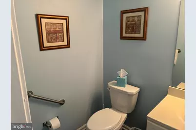 566 Applewood Court, Upper Chichester, PA 19014 - Photo 8