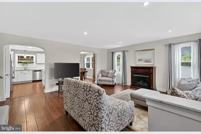 226 Canterbury Drive, Wallingford, PA 19086 - Photo 4