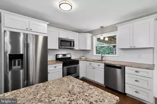226 Canterbury Dr, Wallingford, PA 19086 - Photo 12