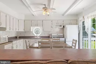 1525 Caroline Dr, Aston, PA 19014 - Photo 20