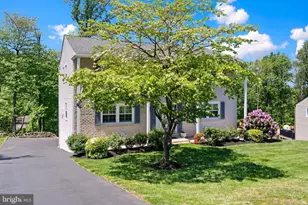 1525 Caroline Dr, Aston, PA 19014 - Photo 2