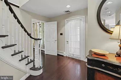 518 Tasker Avenue, Folsom, PA 19033 - Photo 6