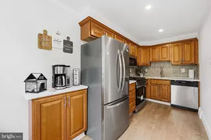 605 Crescent Dr, Glenolden, PA 19036 - Photo 10