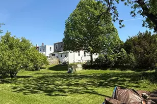 32 S 12th St, Darby, PA 19023 - Photo 6