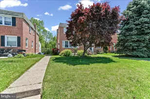 302 Lakeview Dr, Ridley Park, PA 19078 - Photo 2