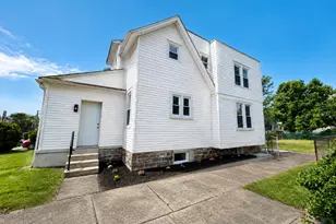 426 Arbor Rd, Lansdowne, PA 19050 - Photo 2