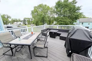 552 Applewood Ct, Upper Chichester, PA 19014 - Photo 12