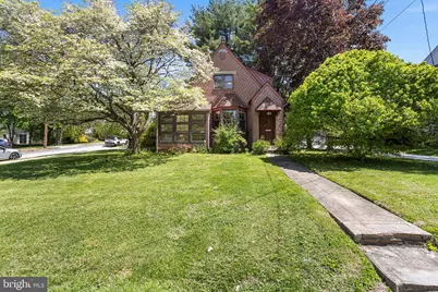 217 E Thomson Avenue, Springfield, PA 19064 - Photo 2