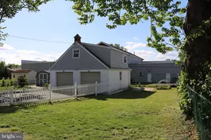 922 Lawnton Terrace, Glenolden, PA 19036 - Photo 2
