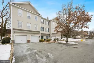 5 Hillview Cir, Lansdowne, PA 19050 - Photo 1