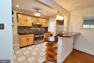 7206 Spruce St, Upper Darby, PA 19082 - Photo 14