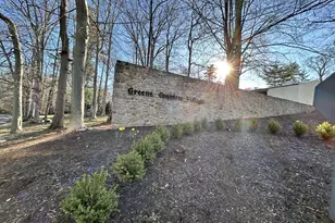 215 E Chelsea Cir, Newtown Square, PA 19073 - Photo 2