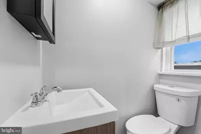 909 Pine Street, Darby, PA 19023 - Photo 8